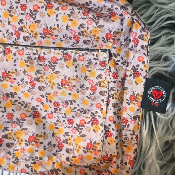 ❣️5 /$25 Urban Expressions Black Woven Clutch with Gold Chain - Picture 6 of 7